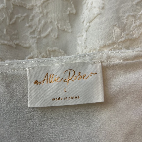 Allie Rose off white wrap cami top, size large - Picture 10 of 12